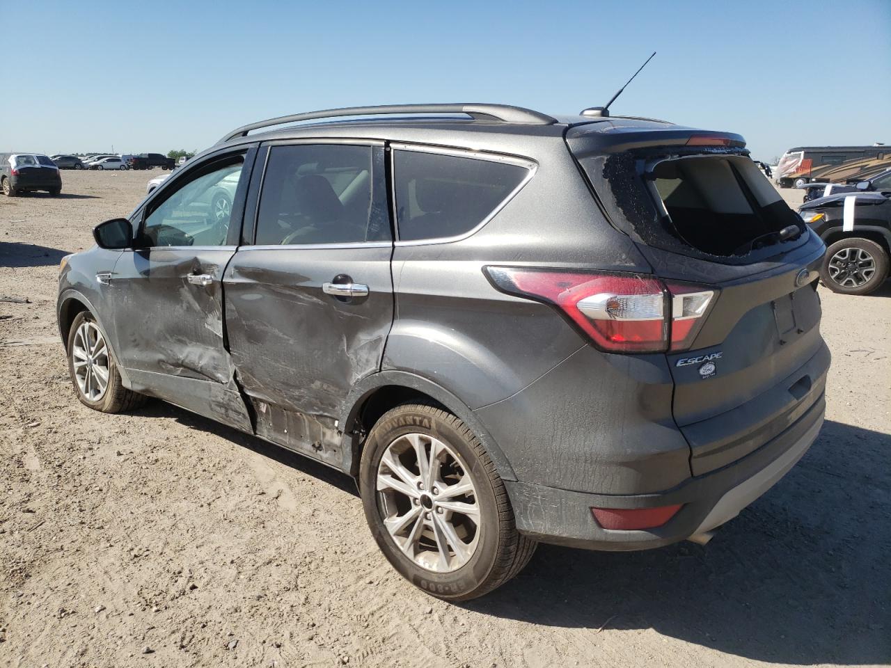Автомобиль FORD ESCAPE SE 2018 | GrandCar Автомобиль FORD ESCAPE SE 2018 | GrandCar