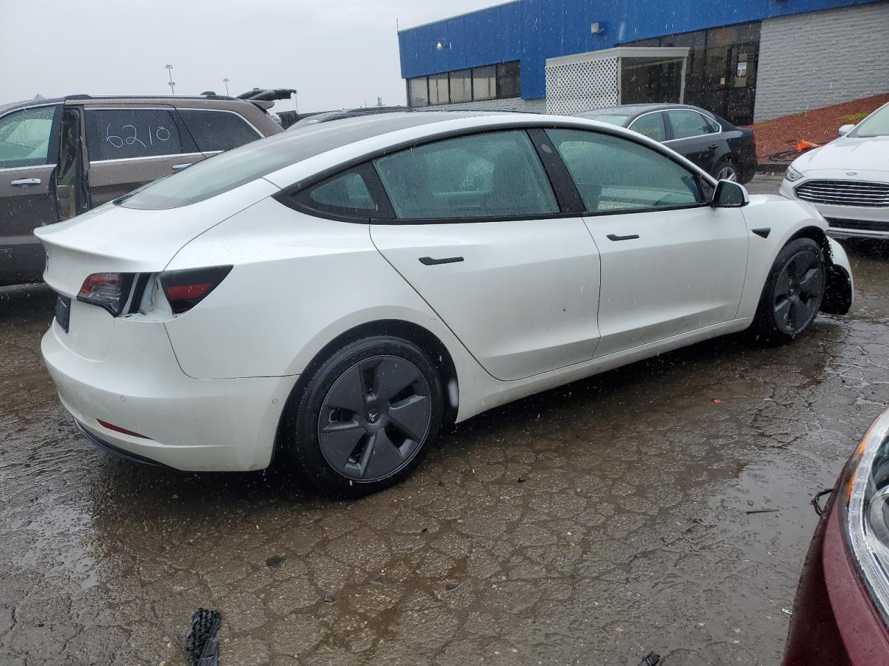 Автомобиль TESLA MODEL 3 2021 | GrandCar Автомобиль TESLA MODEL 3 2021 | GrandCar