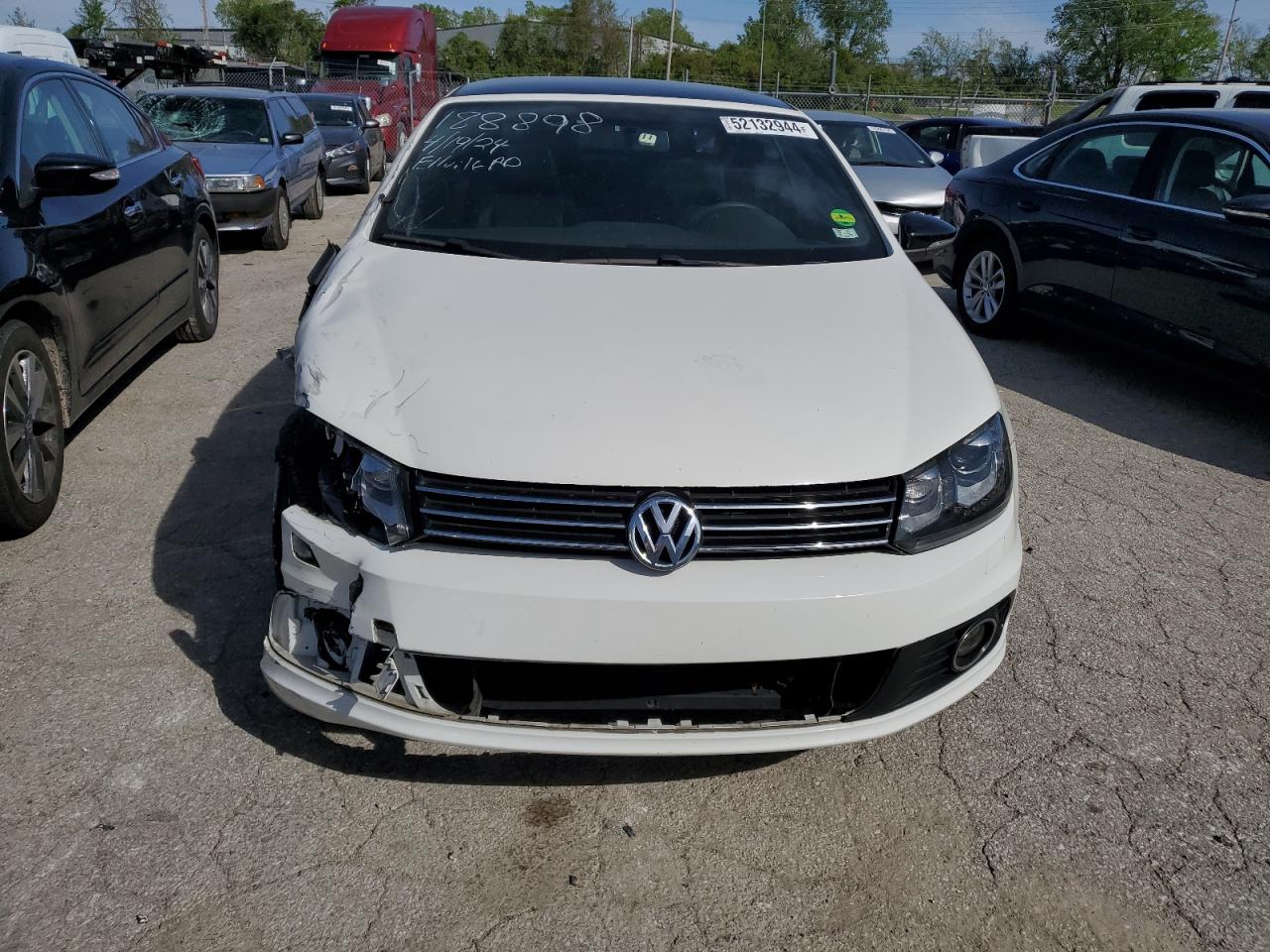 Автомобиль VOLKSWAGEN EOS KOMFORT 2013 | GrandCar Автомобиль VOLKSWAGEN EOS KOMFORT 2013 | GrandCar