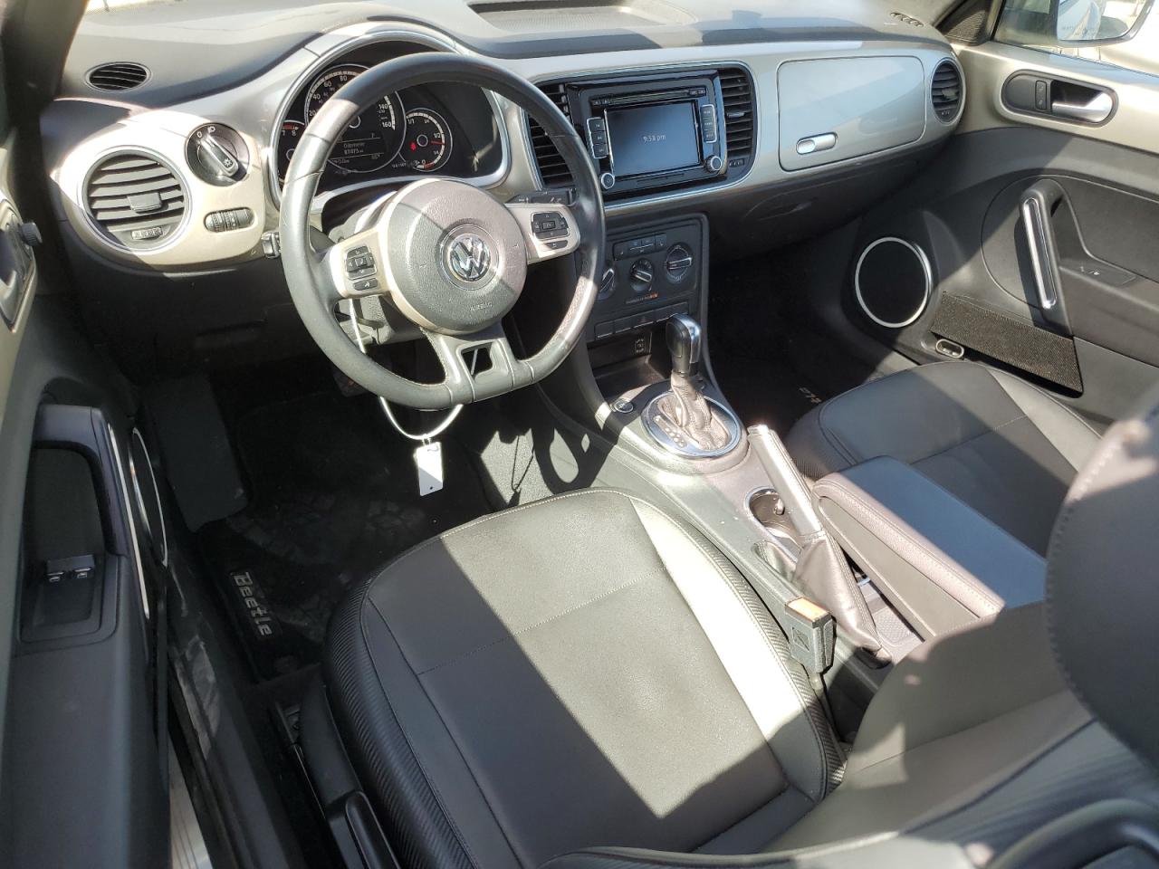 Автомобиль VOLKSWAGEN BEETLE 2013 | GrandCar Автомобиль VOLKSWAGEN BEETLE 2013 | GrandCar