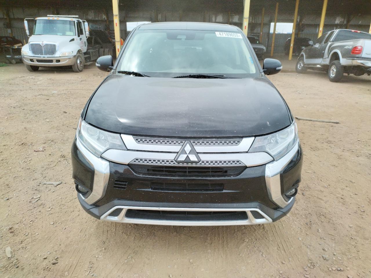 Автомобиль MITSUBISHI OUTLANDER SE 2020 | GrandCar Автомобиль MITSUBISHI OUTLANDER SE 2020 | GrandCar