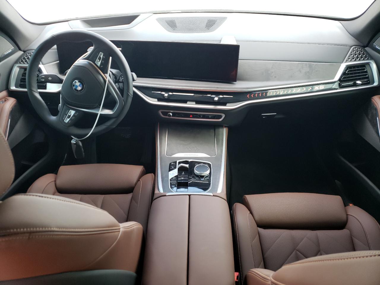 Автомобиль BMW X5 XDRIVE40I 2024 | GrandCar Автомобиль BMW X5 XDRIVE40I 2024 | GrandCar