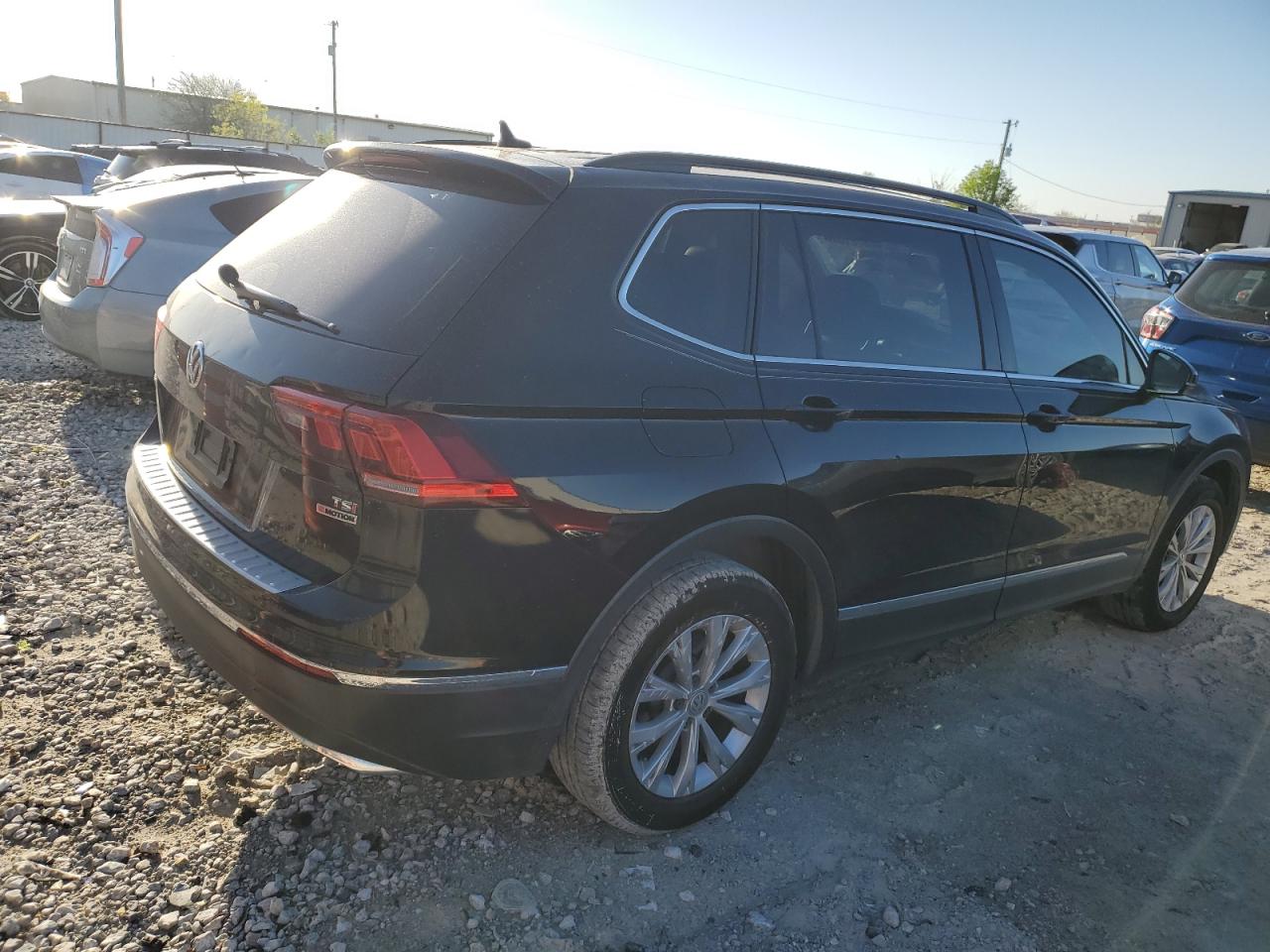 Автомобіль VOLKSWAGEN TIGUAN SE 2018 | GrandCar Автомобіль VOLKSWAGEN TIGUAN SE 2018 | GrandCar
