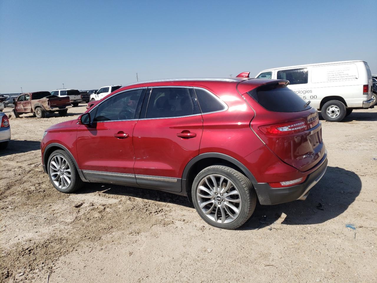 Автомобиль LINCOLN MKC RESERVE 2017 | GrandCar Автомобиль LINCOLN MKC RESERVE 2017 | GrandCar