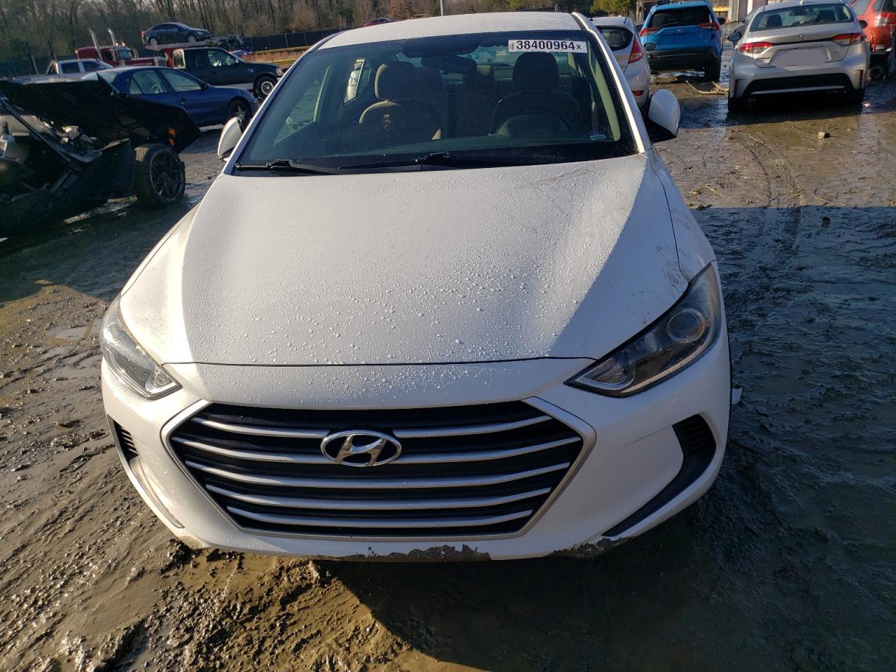 Автомобиль HYUNDAI ELANTRA SE 2018 | GrandCar Автомобиль HYUNDAI ELANTRA SE 2018 | GrandCar