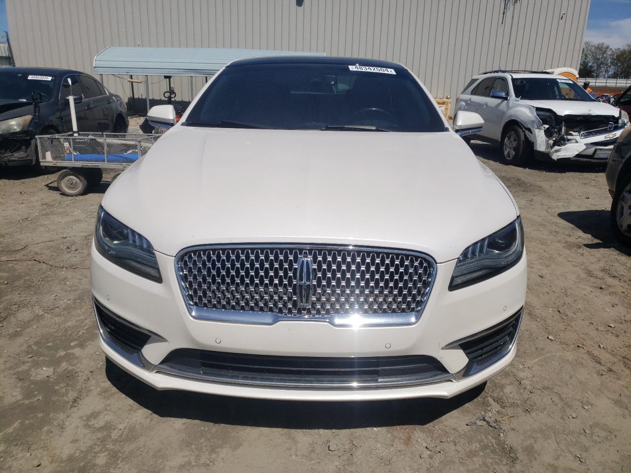 Автомобіль LINCOLN MKZ RESERVE 2018 | GrandCar Автомобіль LINCOLN MKZ RESERVE 2018 | GrandCar