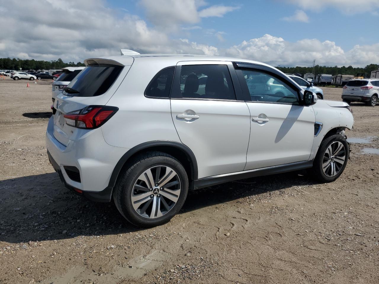 Автомобиль MITSUBISHI OUTLANDER SPORT SE 2021 | GrandCar Автомобиль MITSUBISHI OUTLANDER SPORT SE 2021 | GrandCar