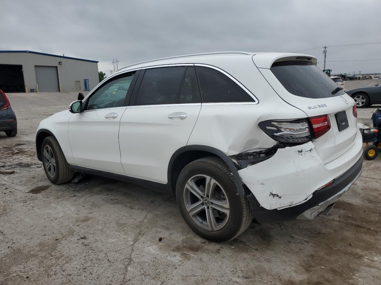 Автомобіль MERCEDES-BENZ GLC 300 2018 | GrandCar Автомобіль MERCEDES-BENZ GLC 300 2018 | GrandCar