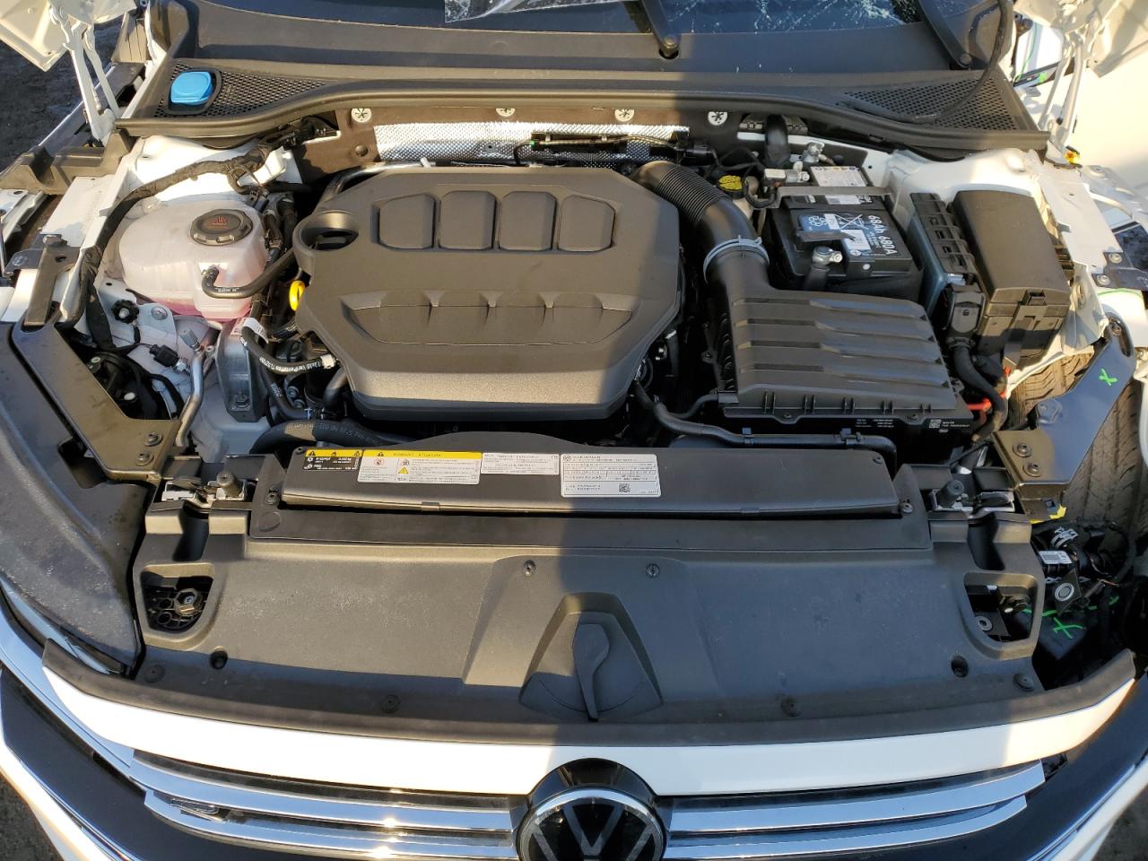 Автомобіль VOLKSWAGEN ARTEON SEL PREMIUM R-LINE 2023 | GrandCar Автомобіль VOLKSWAGEN ARTEON SEL PREMIUM R-LINE 2023 | GrandCar