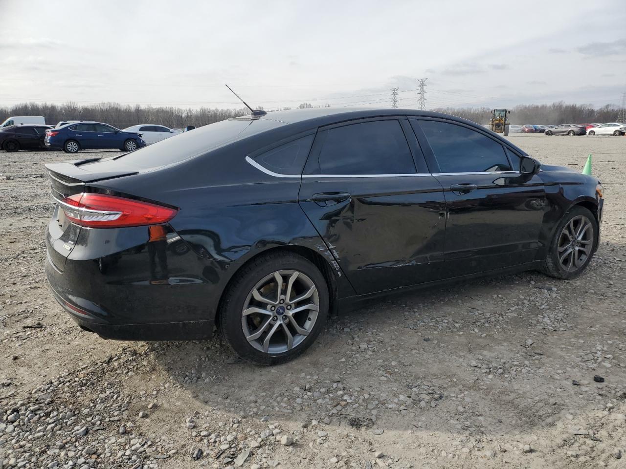 Автомобиль FORD FUSION SE 2017 | GrandCar Автомобиль FORD FUSION SE 2017 | GrandCar