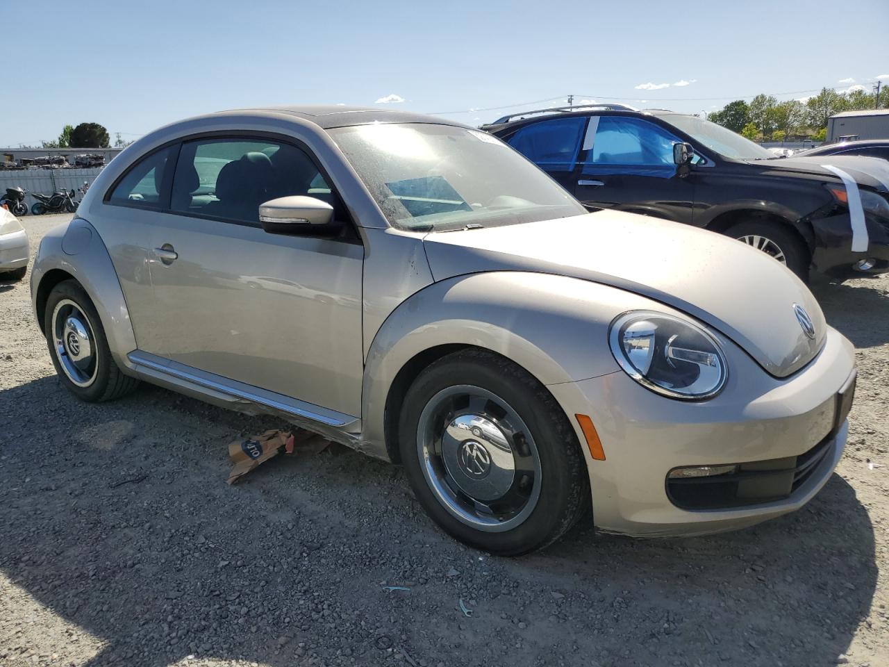Автомобиль VOLKSWAGEN BEETLE 2013 | GrandCar Автомобиль VOLKSWAGEN BEETLE 2013 | GrandCar