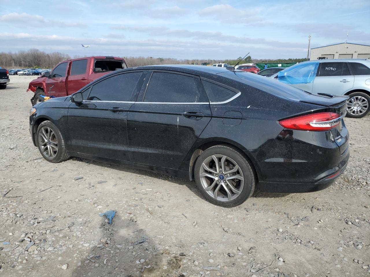 Автомобиль FORD FUSION SE 2017 | GrandCar Автомобиль FORD FUSION SE 2017 | GrandCar