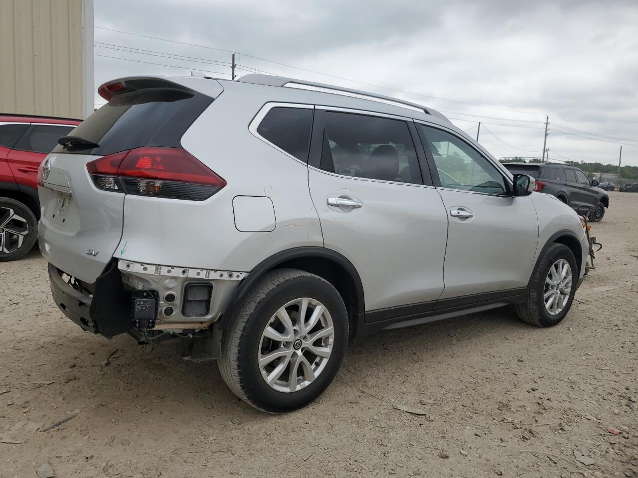 Автомобиль NISSAN ROGUE SV 2019 | GrandCar Автомобиль NISSAN ROGUE SV 2019 | GrandCar