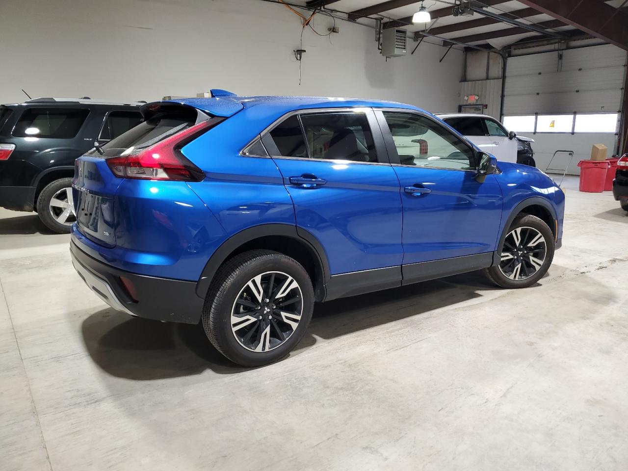 Автомобиль MITSUBISHI ECLIPSE CROSS SE 2024 | GrandCar Автомобиль MITSUBISHI ECLIPSE CROSS SE 2024 | GrandCar