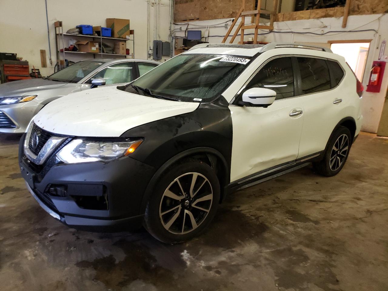 Автомобіль NISSAN ROGUE SL 2019 | GrandCar Автомобіль NISSAN ROGUE SL 2019 | GrandCar
