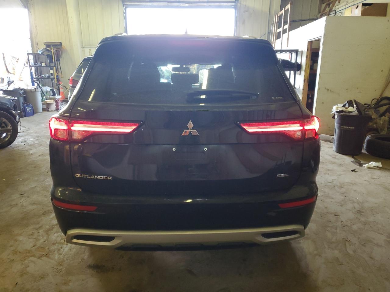 Автомобіль MITSUBISHI OUTLANDER SEL 2022 | GrandCar Автомобіль MITSUBISHI OUTLANDER SEL 2022 | GrandCar