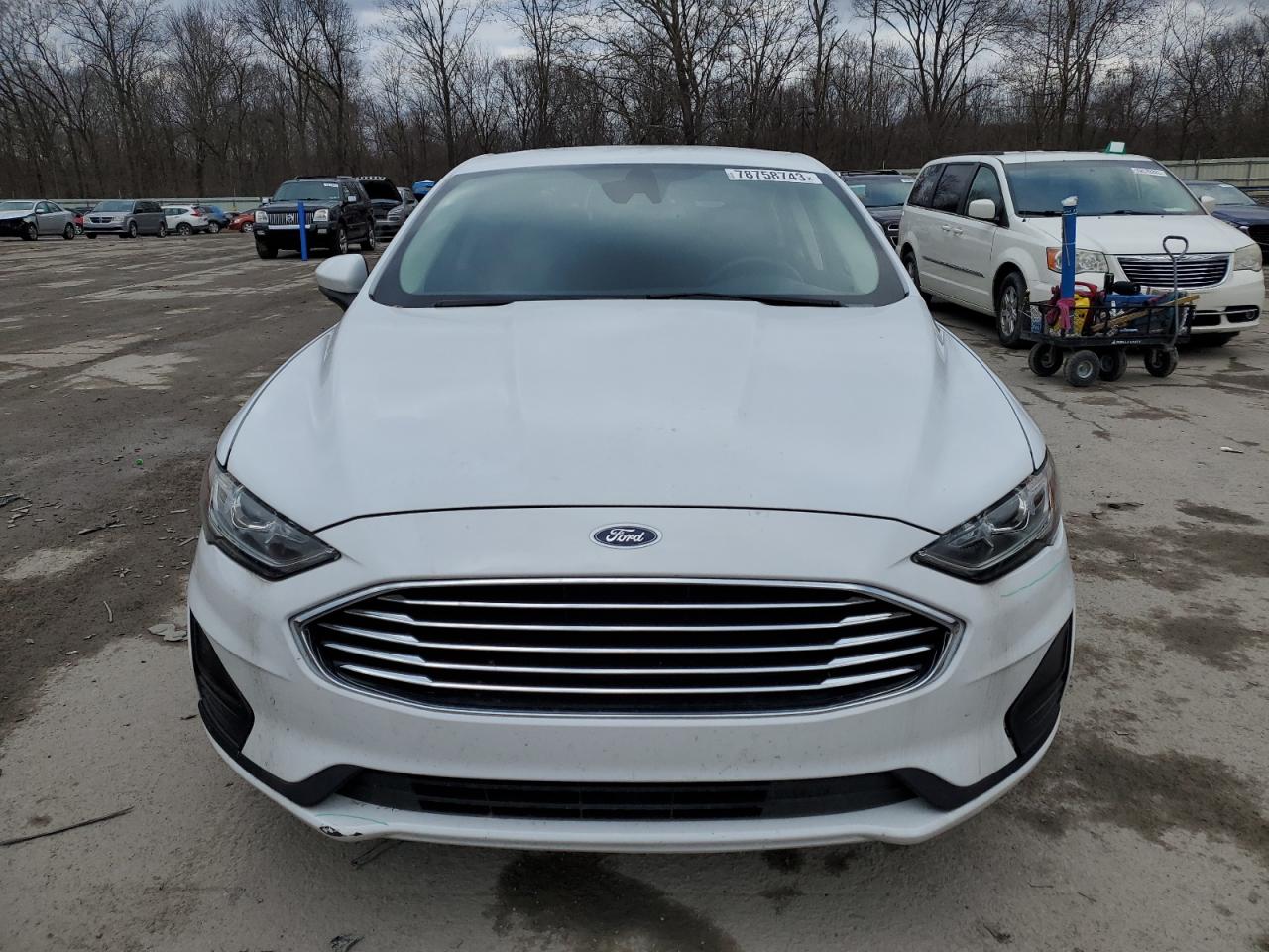Автомобиль FORD FUSION SE 2020 | GrandCar Автомобиль FORD FUSION SE 2020 | GrandCar