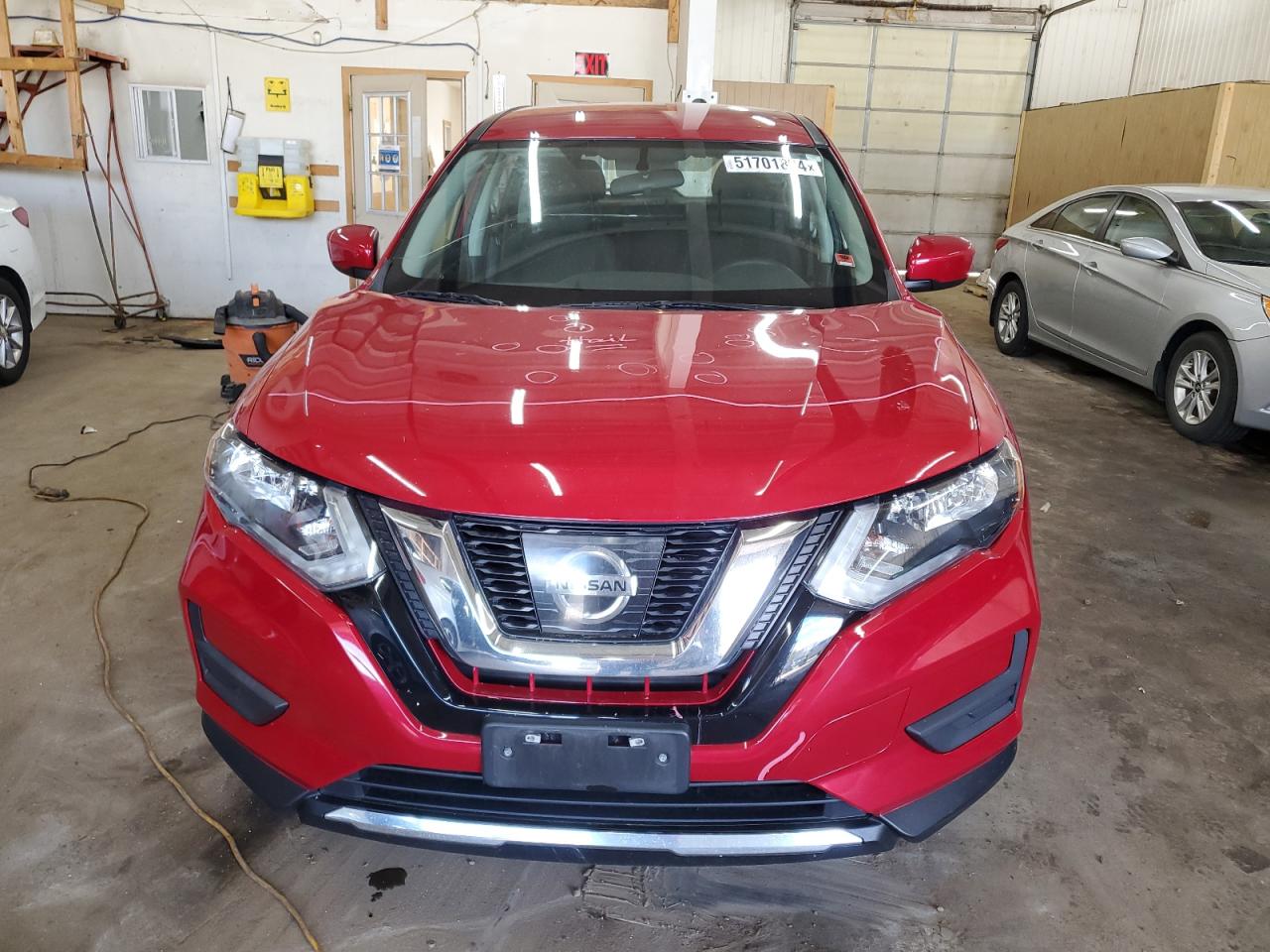 Автомобіль NISSAN ROGUE SV 2017 | GrandCar Автомобіль NISSAN ROGUE SV 2017 | GrandCar