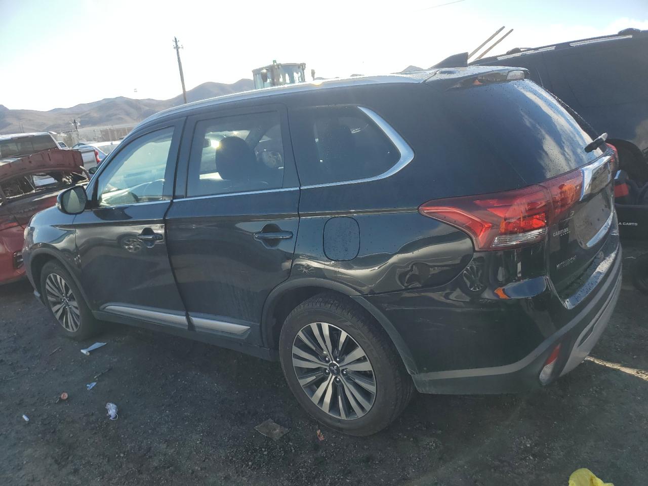 Автомобіль MITSUBISHI OUTLANDER SE 2019 | GrandCar Автомобіль MITSUBISHI OUTLANDER SE 2019 | GrandCar