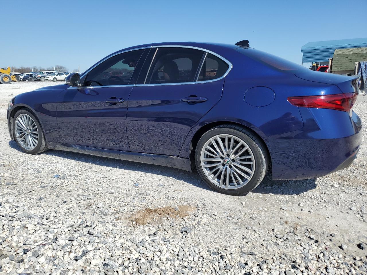 Автомобиль ALFA ROMEO GIULIA TI 2017 | GrandCar Автомобиль ALFA ROMEO GIULIA TI 2017 | GrandCar