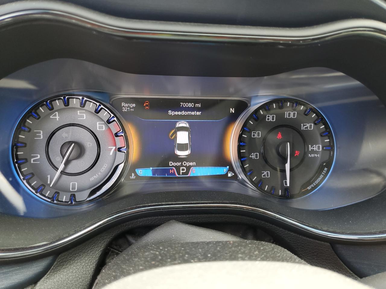 Автомобіль CHRYSLER 200 S 2015 | GrandCar Автомобіль CHRYSLER 200 S 2015 | GrandCar
