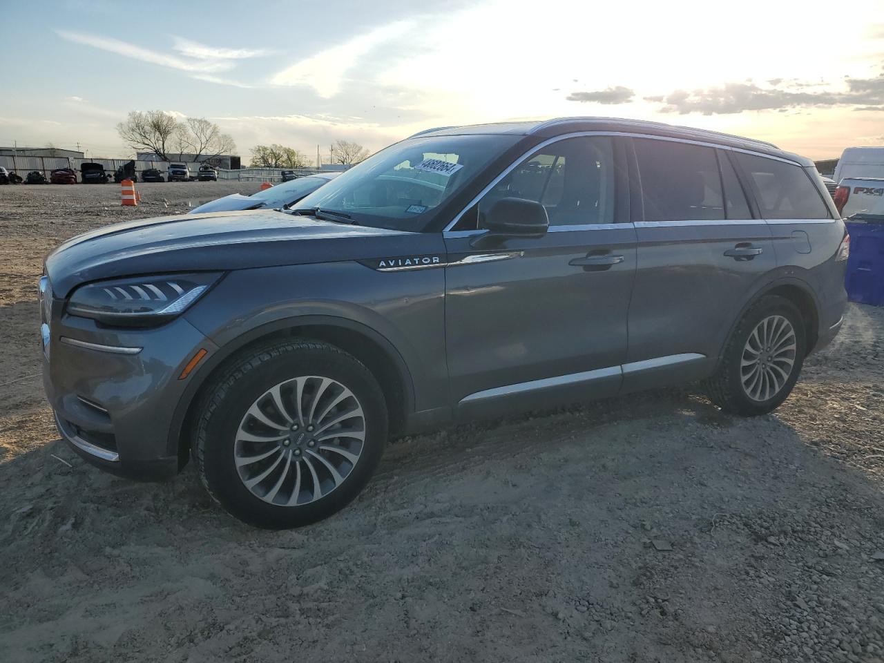 Автомобіль LINCOLN AVIATOR 2022 | GrandCar