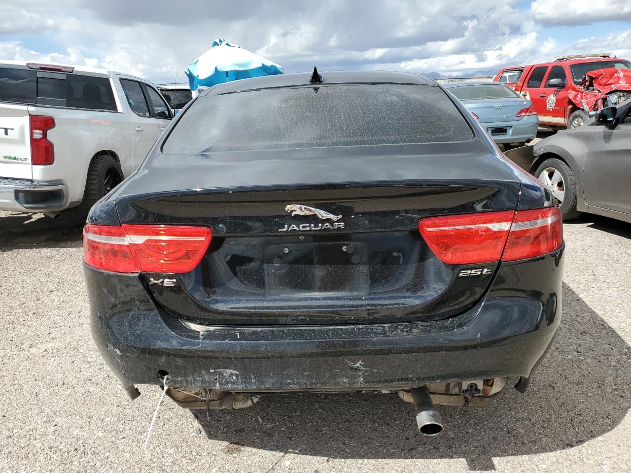 Автомобіль JAGUAR XE PREMIUM 2019 | GrandCar Автомобіль JAGUAR XE PREMIUM 2019 | GrandCar