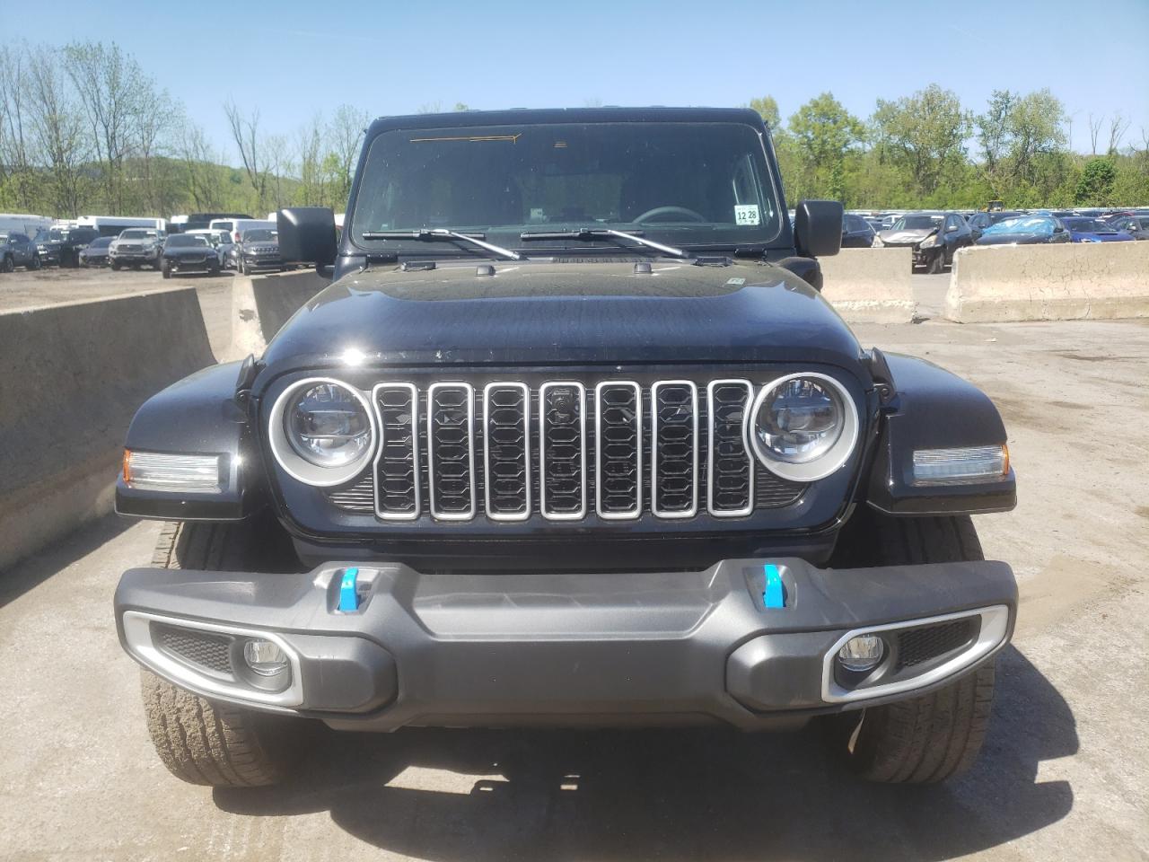 Автомобіль JEEP WRANGLER SAHARA 4XE 2024 | GrandCar Автомобіль JEEP WRANGLER SAHARA 4XE 2024 | GrandCar