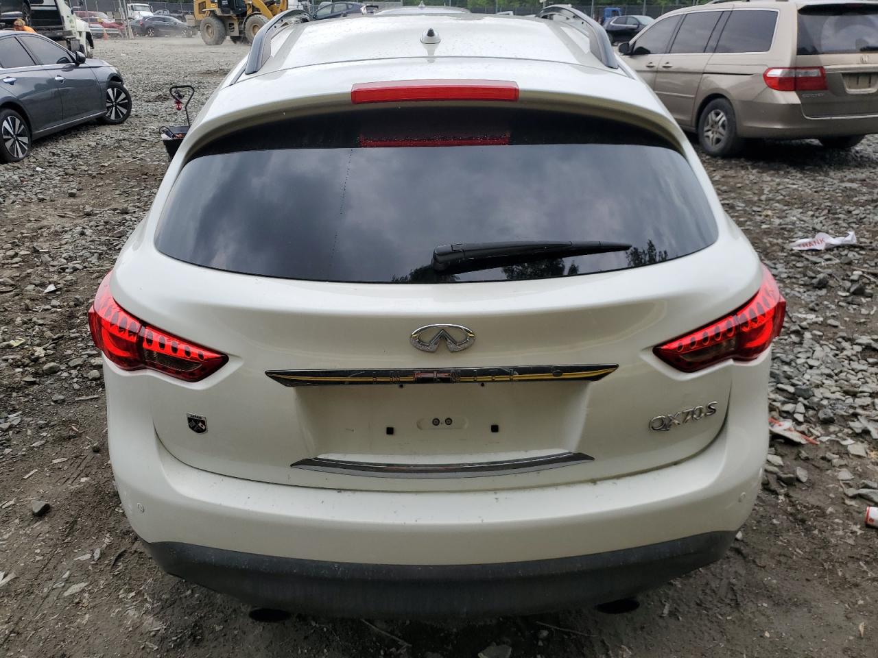 Автомобіль INFINITI QX70 2017 | GrandCar Автомобіль INFINITI QX70 2017 | GrandCar