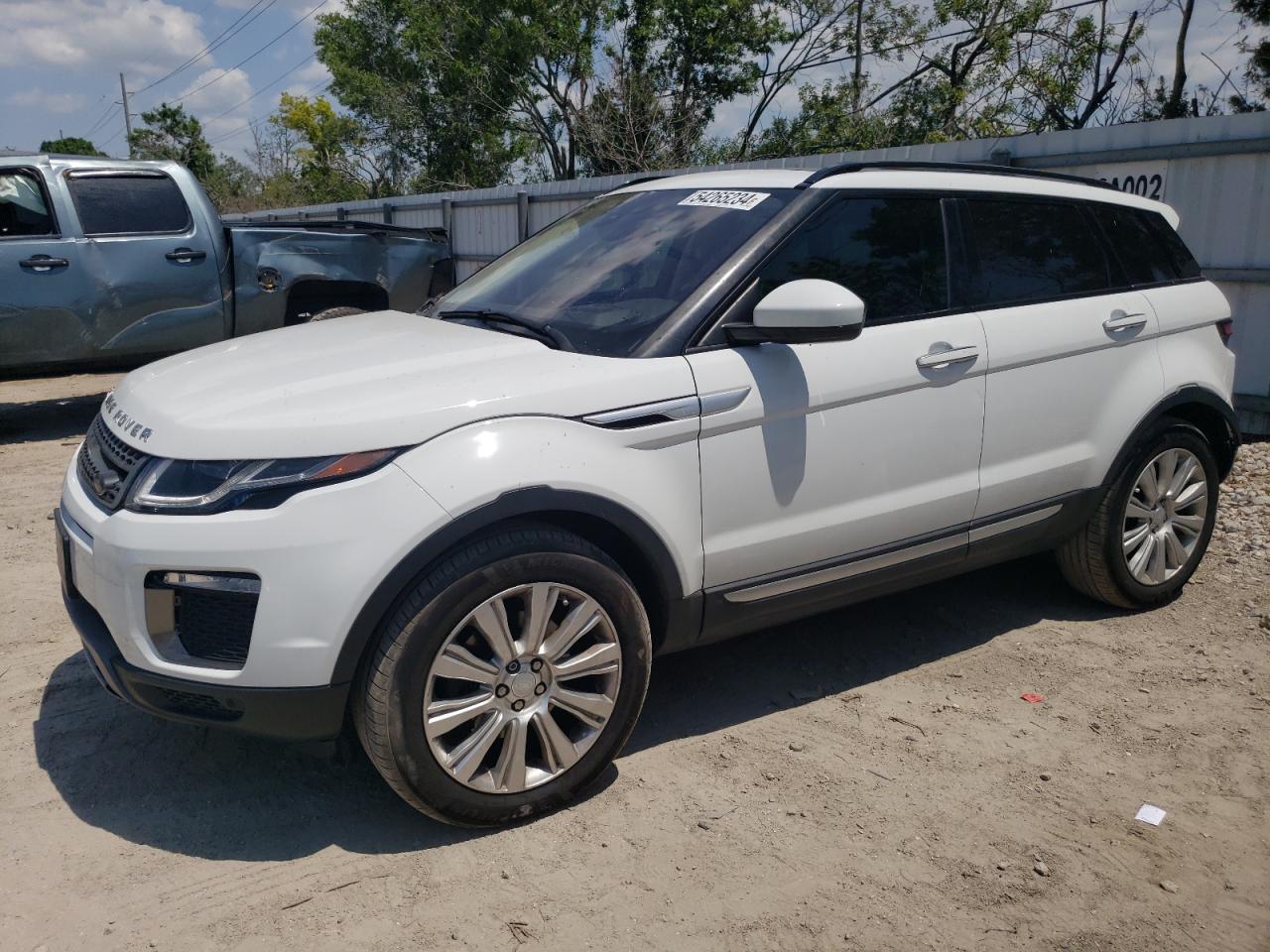 Автомобиль LAND ROVER RANGE ROVER EVOQUE HSE 2016 | GrandCar