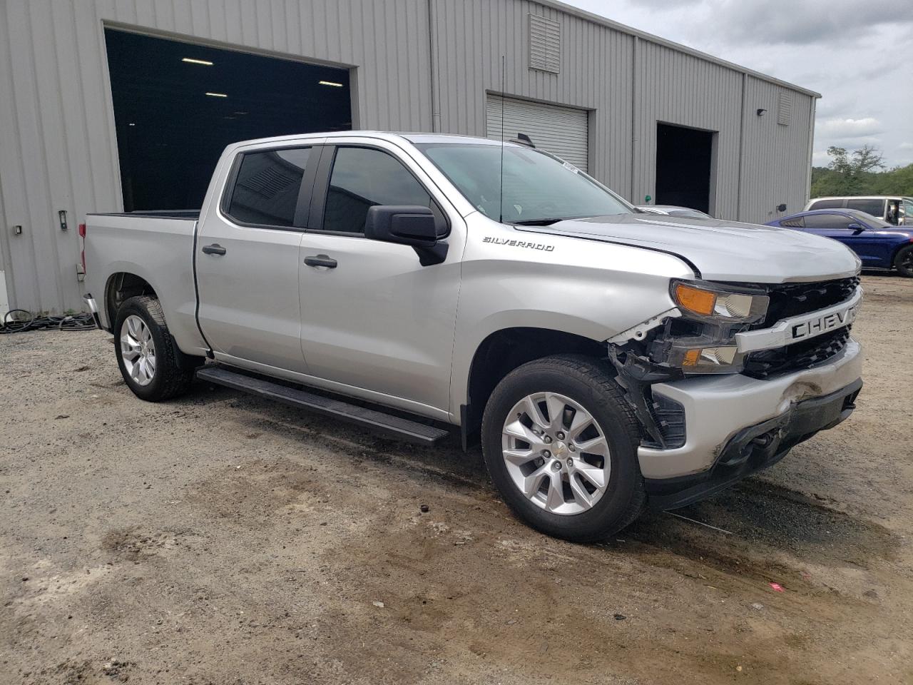 Автомобиль CHEVROLET SILVERADO LTD C1500 CUSTOM 2022 | GrandCar Автомобиль CHEVROLET SILVERADO LTD C1500 CUSTOM 2022 | GrandCar