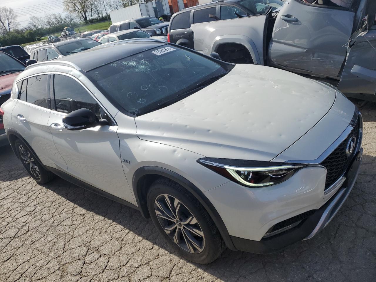 Автомобиль INFINITI QX30 BASE 2018 | GrandCar Автомобиль INFINITI QX30 BASE 2018 | GrandCar