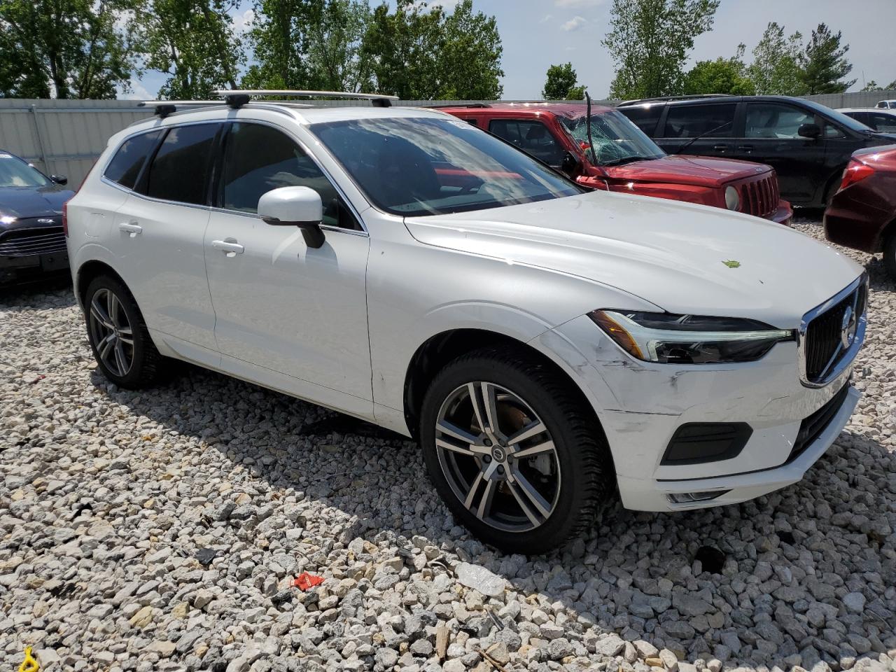 Автомобіль VOLVO XC60 T6 MOMENTUM 2021 | GrandCar