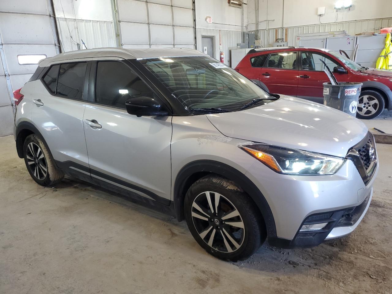 Автомобиль NISSAN KICKS S 2019 | GrandCar Автомобиль NISSAN KICKS S 2019 | GrandCar