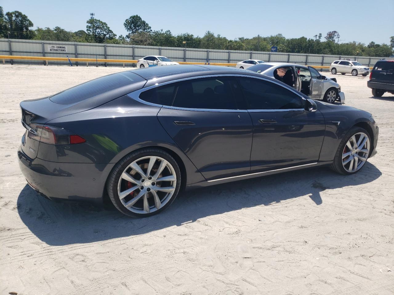 Автомобіль TESLA MODEL S 2016 | GrandCar Автомобіль TESLA MODEL S 2016 | GrandCar