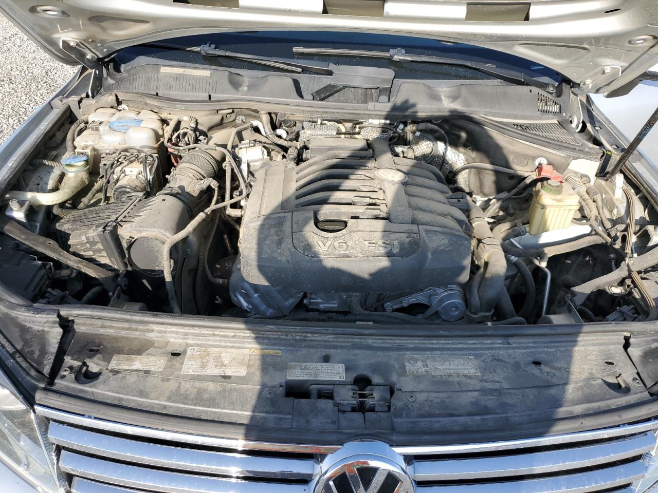 Автомобіль VOLKSWAGEN TOUAREG V6 2015 | GrandCar Автомобіль VOLKSWAGEN TOUAREG V6 2015 | GrandCar