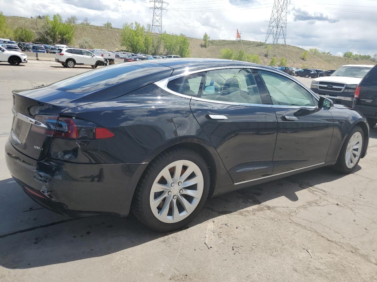Автомобіль TESLA MODEL S 2018 | GrandCar Автомобіль TESLA MODEL S 2018 | GrandCar