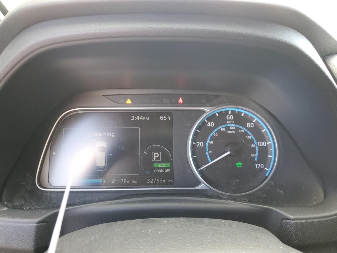 Автомобиль NISSAN LEAF SV 2020 | GrandCar Автомобиль NISSAN LEAF SV 2020 | GrandCar