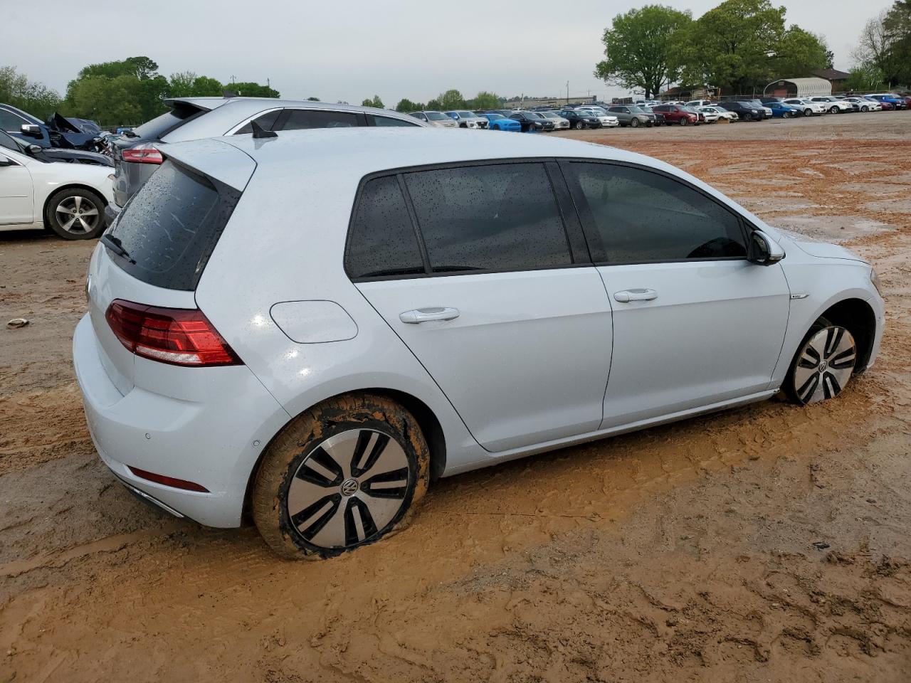 Автомобіль VOLKSWAGEN E-GOLF SEL PREMIUM 2017 | GrandCar Автомобіль VOLKSWAGEN E-GOLF SEL PREMIUM 2017 | GrandCar