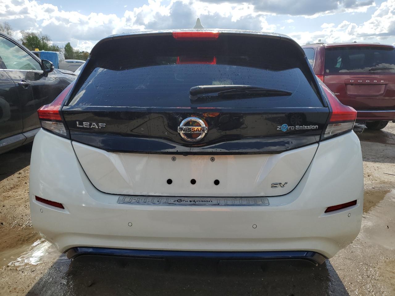 Автомобиль NISSAN LEAF SV 2020 | GrandCar Автомобиль NISSAN LEAF SV 2020 | GrandCar