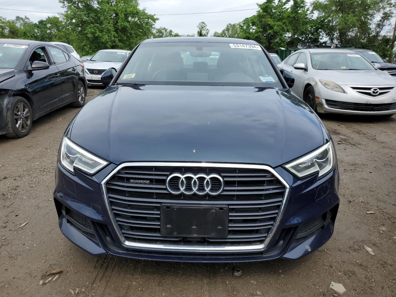 Автомобиль AUDI A3 PREMIUM PLUS 2018 | GrandCar Автомобиль AUDI A3 PREMIUM PLUS 2018 | GrandCar