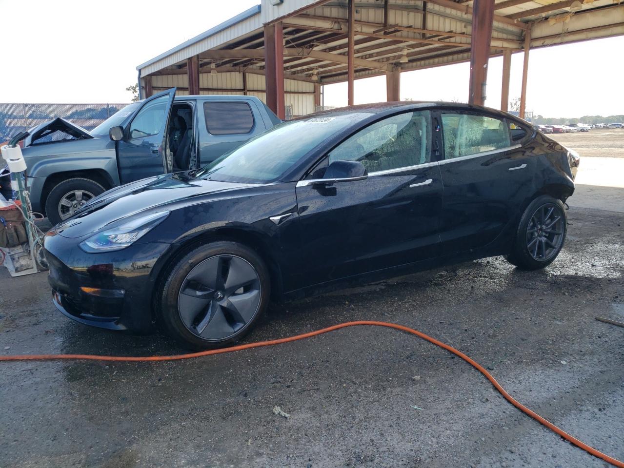 Автомобіль TESLA MODEL 3 2019 | GrandCar Автомобіль TESLA MODEL 3 2019 | GrandCar
