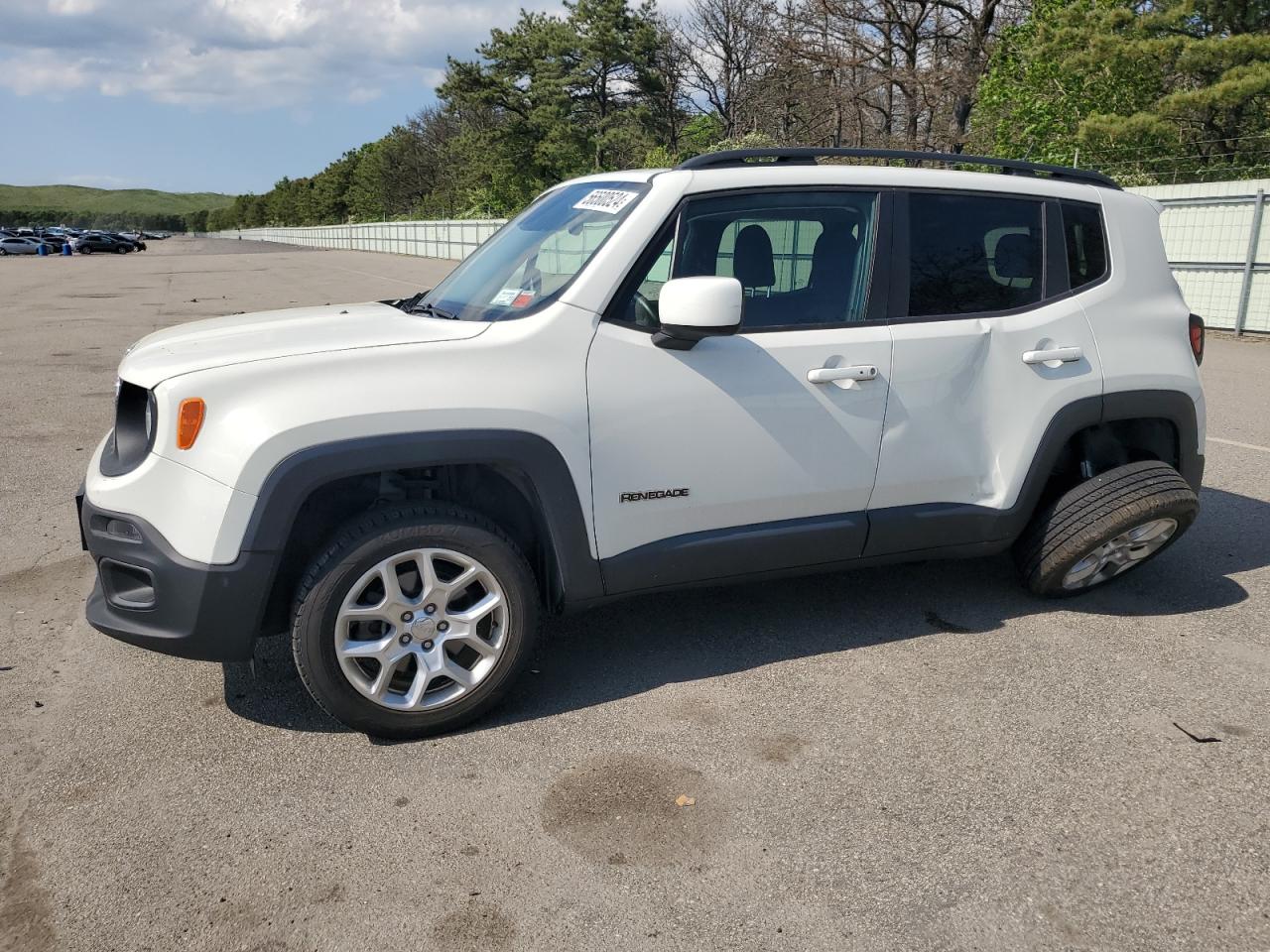 Автомобіль JEEP RENEGADE LATITUDE 2016 | GrandCar Автомобіль JEEP RENEGADE LATITUDE 2016 | GrandCar