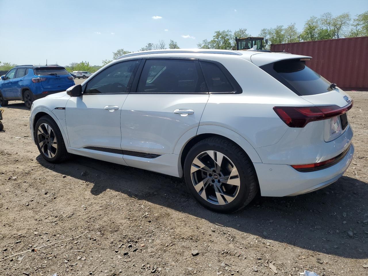 Автомобиль AUDI E-TRON PRESTIGE 2019 | GrandCar Автомобиль AUDI E-TRON PRESTIGE 2019 | GrandCar