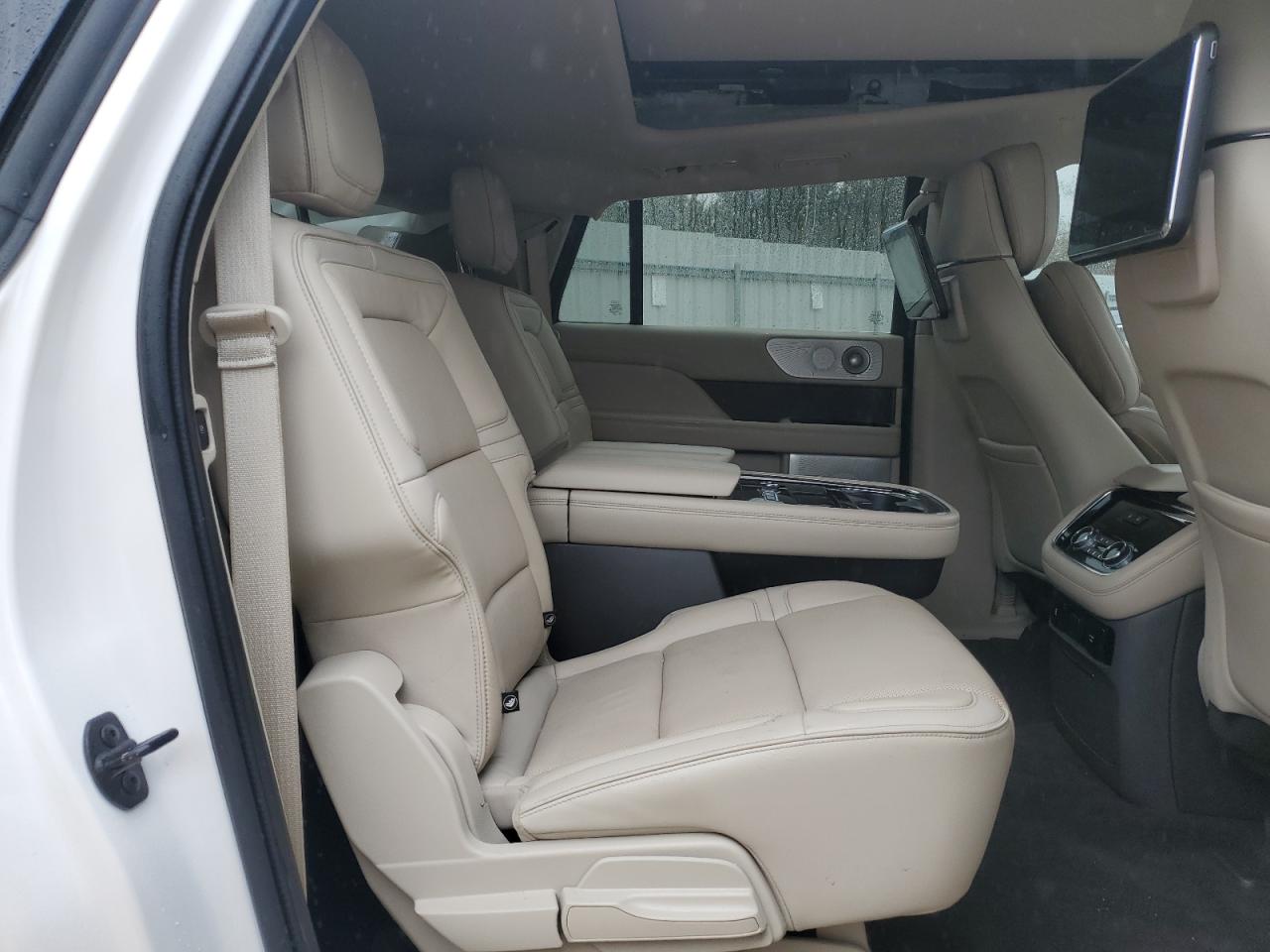 Автомобіль LINCOLN NAVIGATOR L RESERVE 2019 | GrandCar Автомобіль LINCOLN NAVIGATOR L RESERVE 2019 | GrandCar