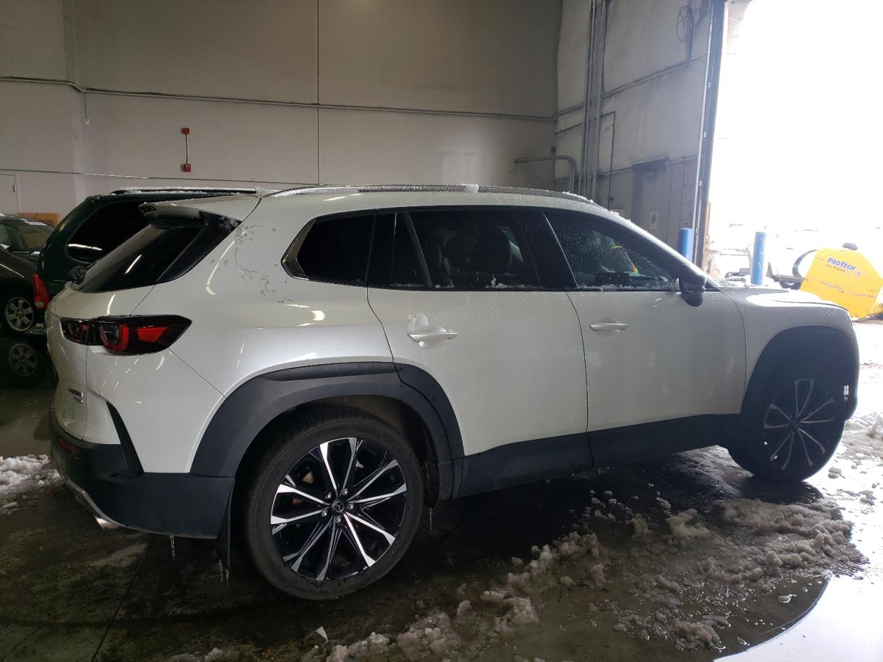 Автомобіль MAZDA CX-50 PREMIUM 2024 | GrandCar Автомобіль MAZDA CX-50 PREMIUM 2024 | GrandCar