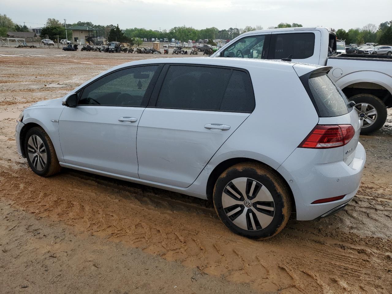 Автомобіль VOLKSWAGEN E-GOLF SEL PREMIUM 2017 | GrandCar Автомобіль VOLKSWAGEN E-GOLF SEL PREMIUM 2017 | GrandCar