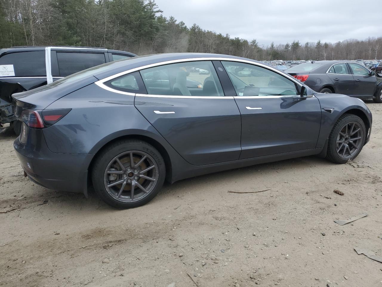 Автомобиль TESLA MODEL 3 2020 | GrandCar Автомобиль TESLA MODEL 3 2020 | GrandCar