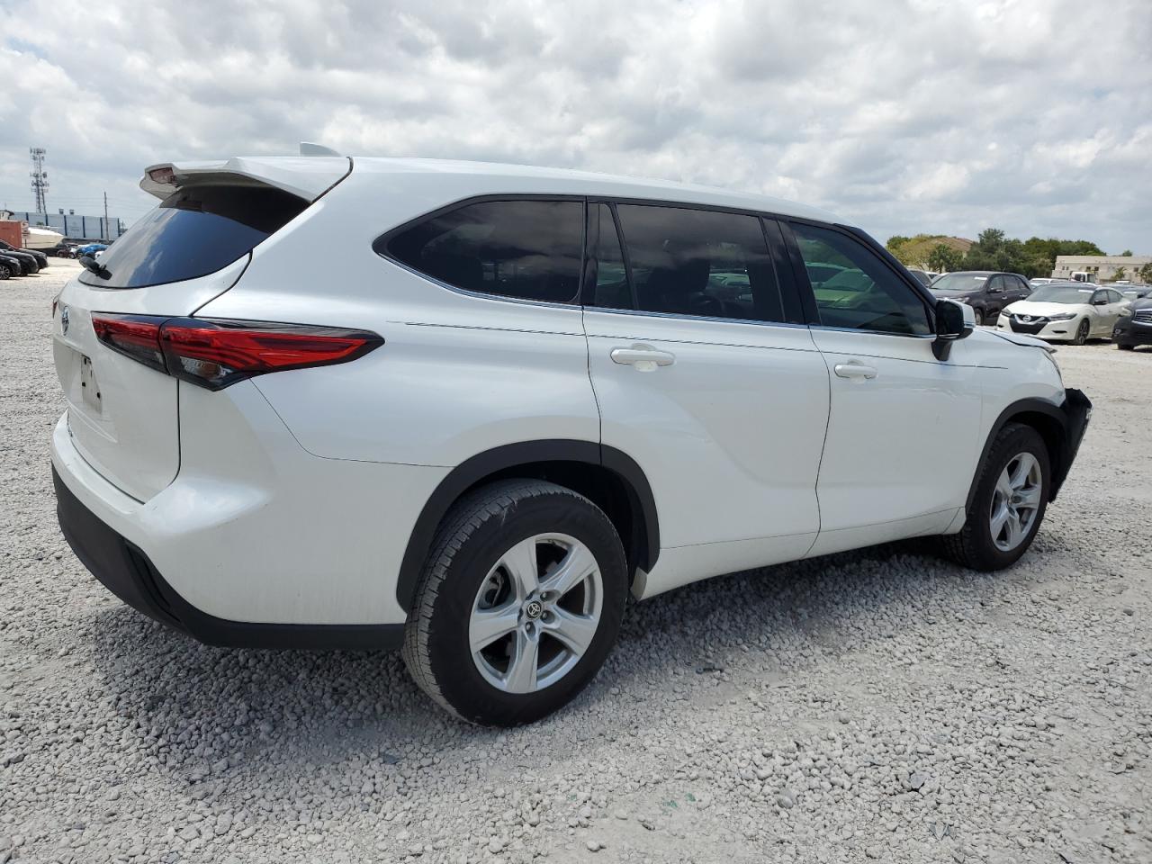 Автомобиль TOYOTA HIGHLANDER L 2021 | GrandCar Автомобиль TOYOTA HIGHLANDER L 2021 | GrandCar