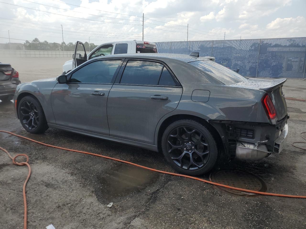 Автомобіль CHRYSLER 300 S 2019 | GrandCar Автомобіль CHRYSLER 300 S 2019 | GrandCar